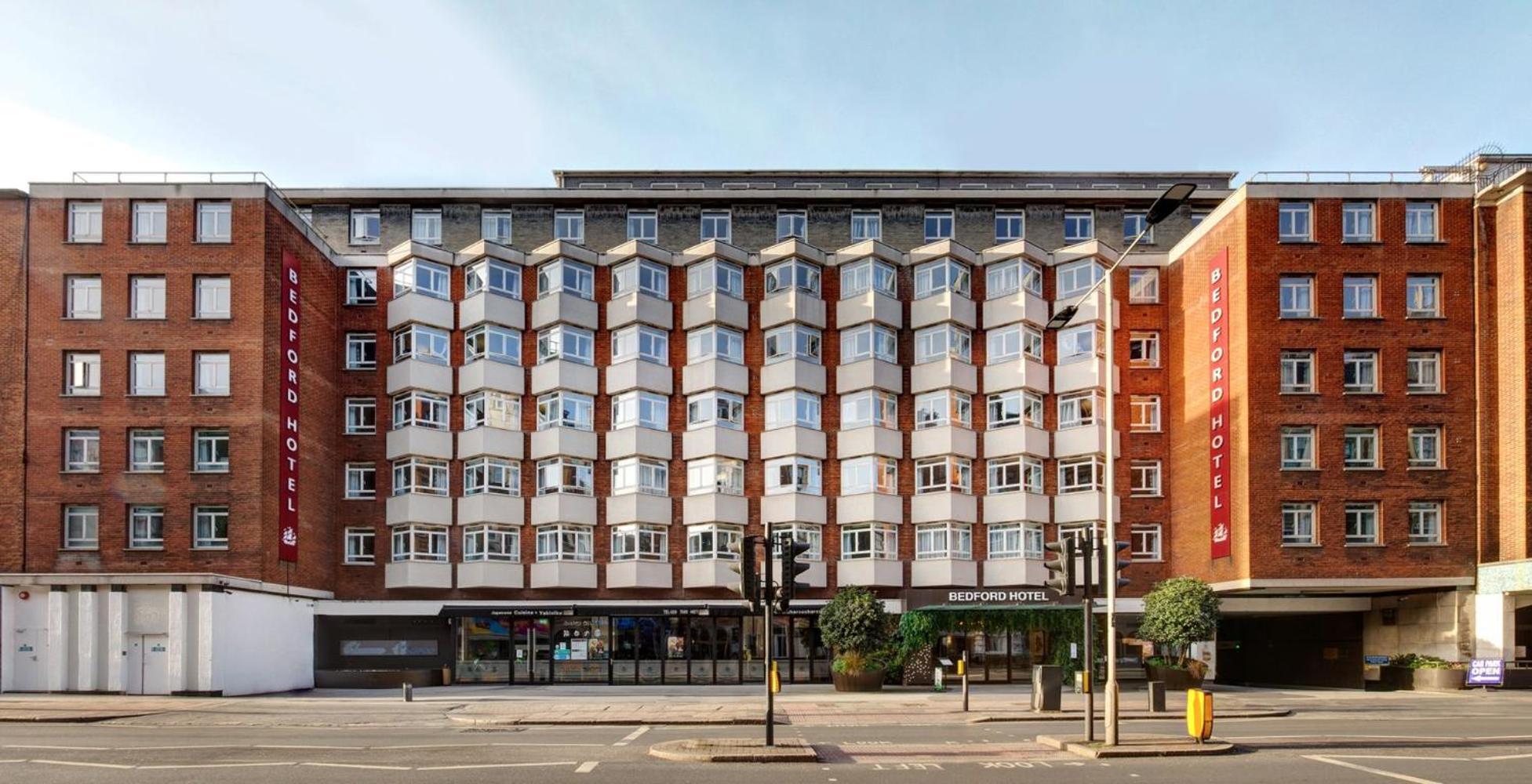Where to Stay in Cricklewood: 5 Resort-Style Hotels Reviewed