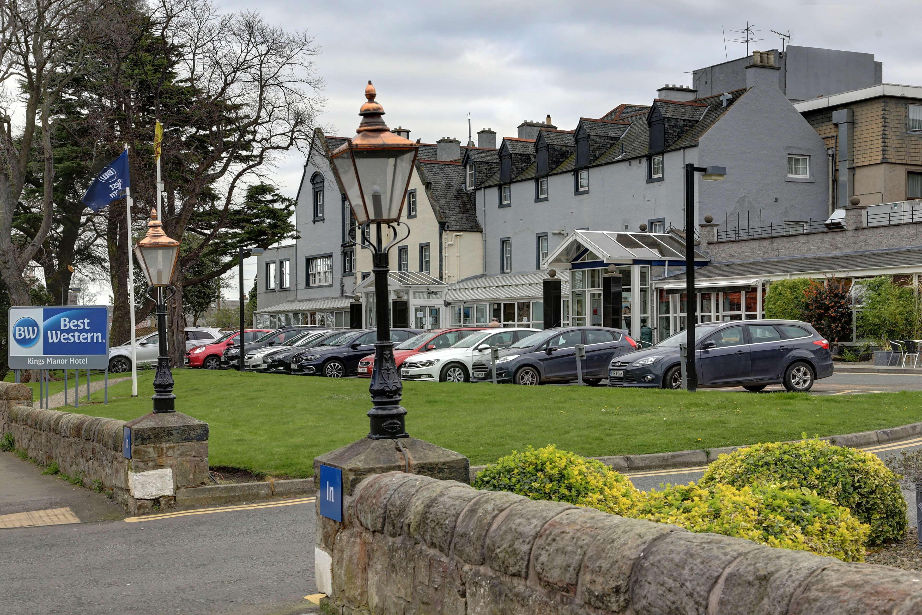 10 Family Hotels Near The Georgian House Worth Booking