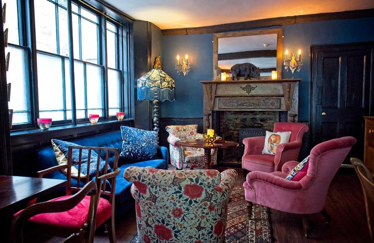 4 Family Hotels Near Hestercombe Gardens Worth Booking